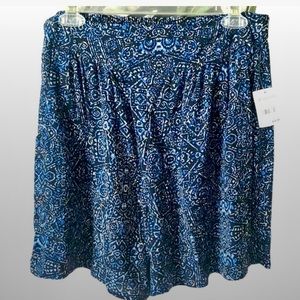 NWT SHORTS W/ FLAT CONTOUR V FRONT, POCKETS